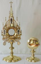 Brass gilt Gothic Monstrance ref 8357